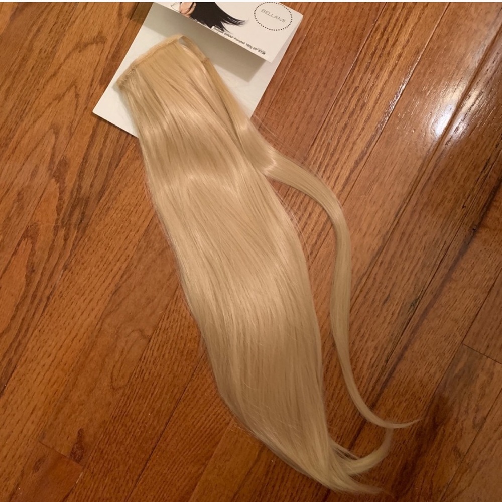 BELLAMI Blonde Clip-In Ponytail Extension
